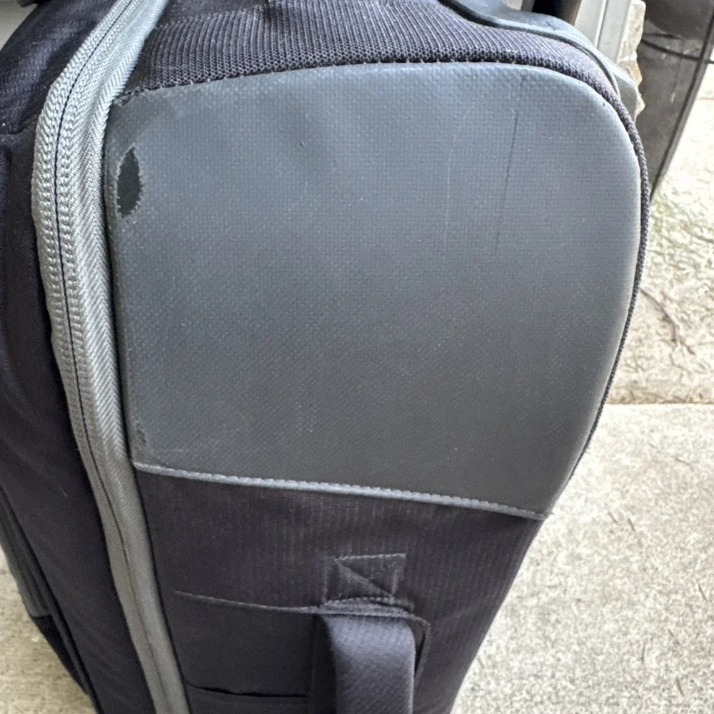 Large Oakley Gear Bag 23